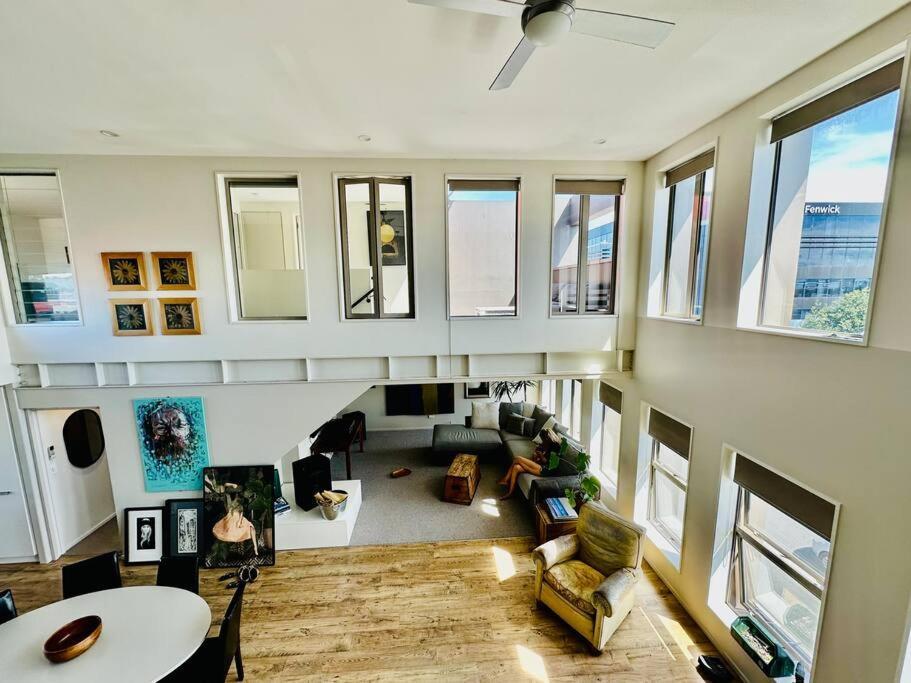Stunning New York Loft Gallery Christchurch Esterno foto