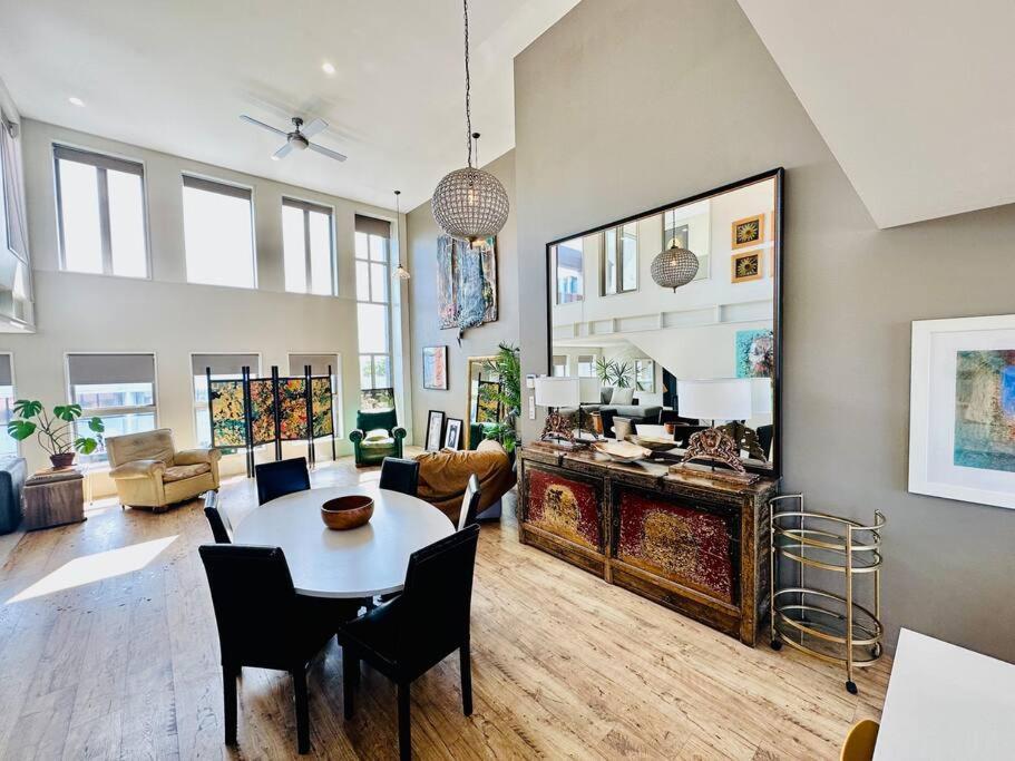 Stunning New York Loft Gallery Christchurch Esterno foto